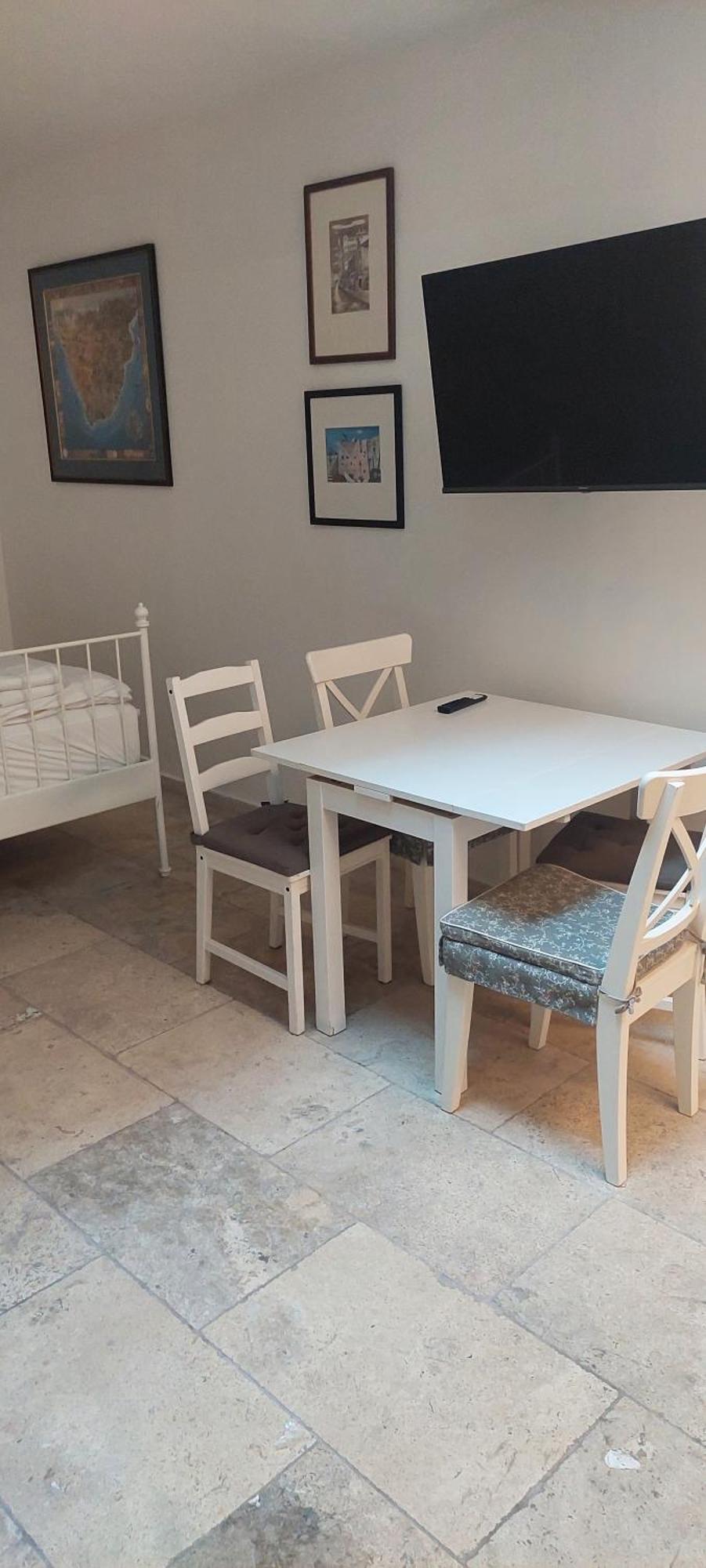 Modern Studios Near City Center Wina Bagian luar foto